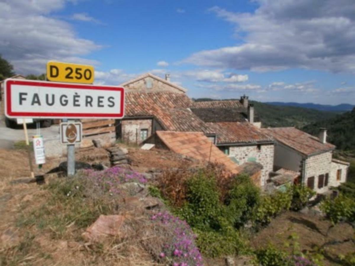 Du Tilleul - 2 Etoiles - Domaine De L'olivier * Faugeres (Ardeche)