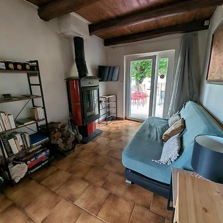 Gîte du tilleul ,domaine de l'olivier Faugeres  Extérieur photo