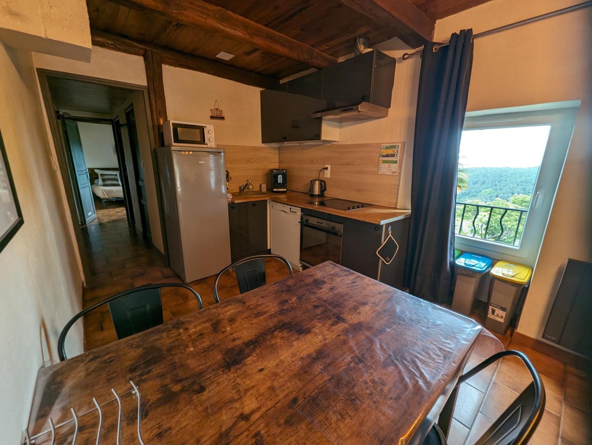 Du Tilleul ,domaine De L'olivier * Faugeres (Ardeche)